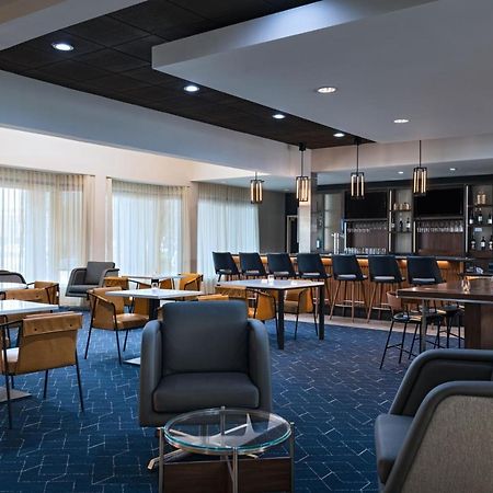 Courtyard By Marriott San Antonio Airport Hotel Kültér fotó