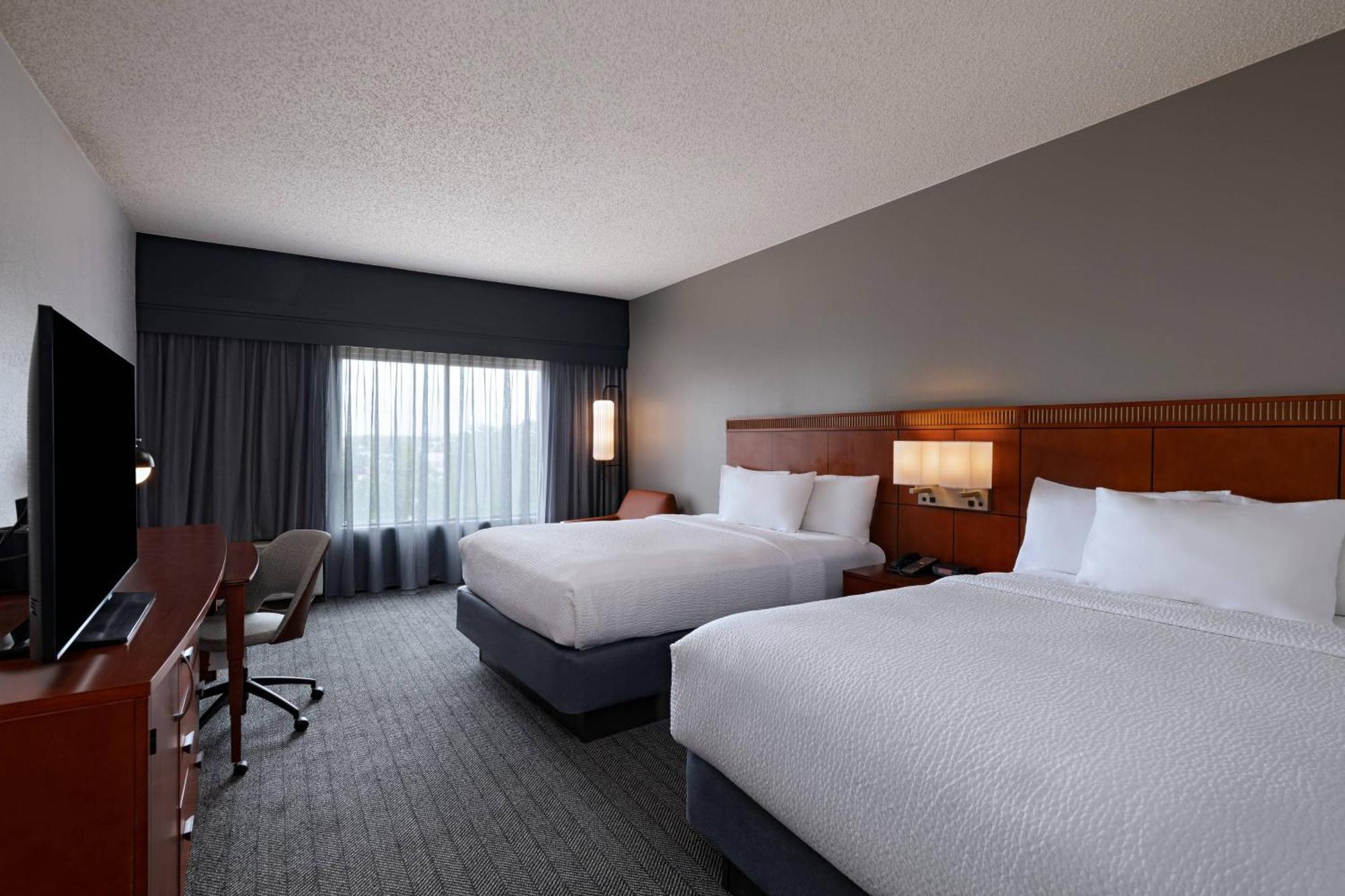 Courtyard By Marriott San Antonio Airport Hotel Kültér fotó