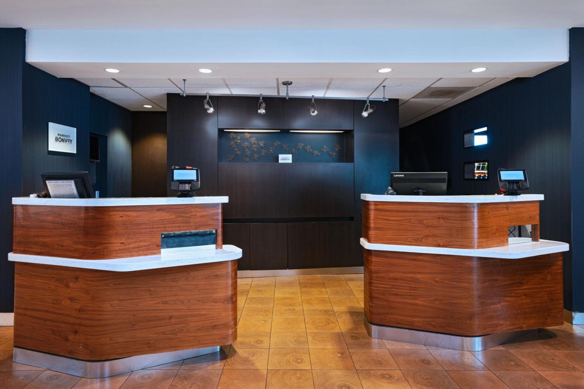Courtyard By Marriott San Antonio Airport Hotel Kültér fotó